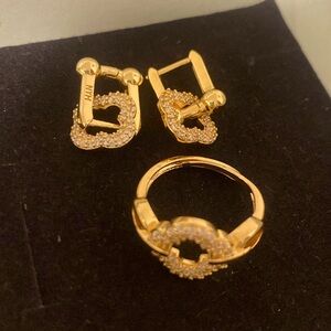 Gold plated jewelry set.